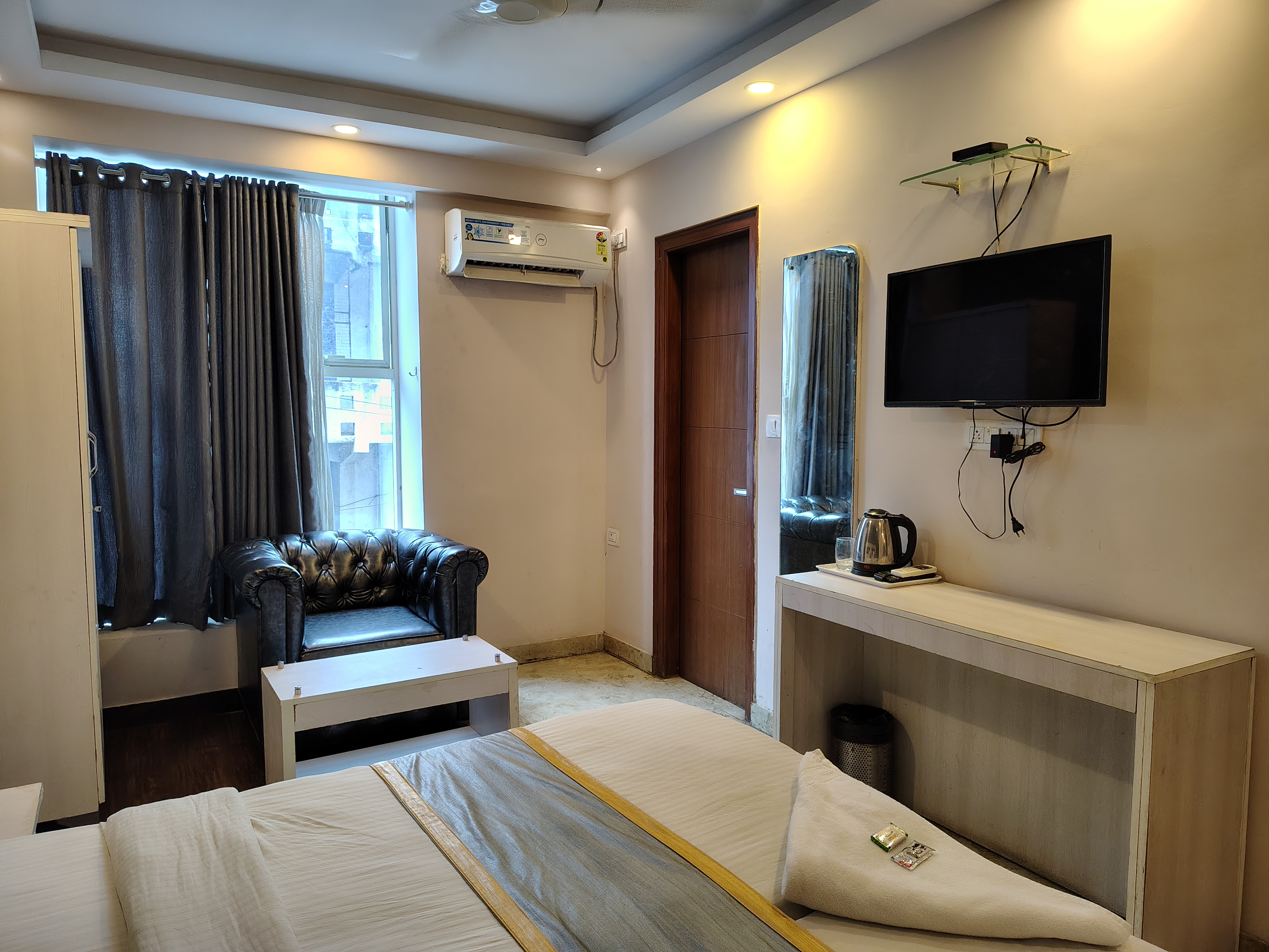 Deluxe AC Room